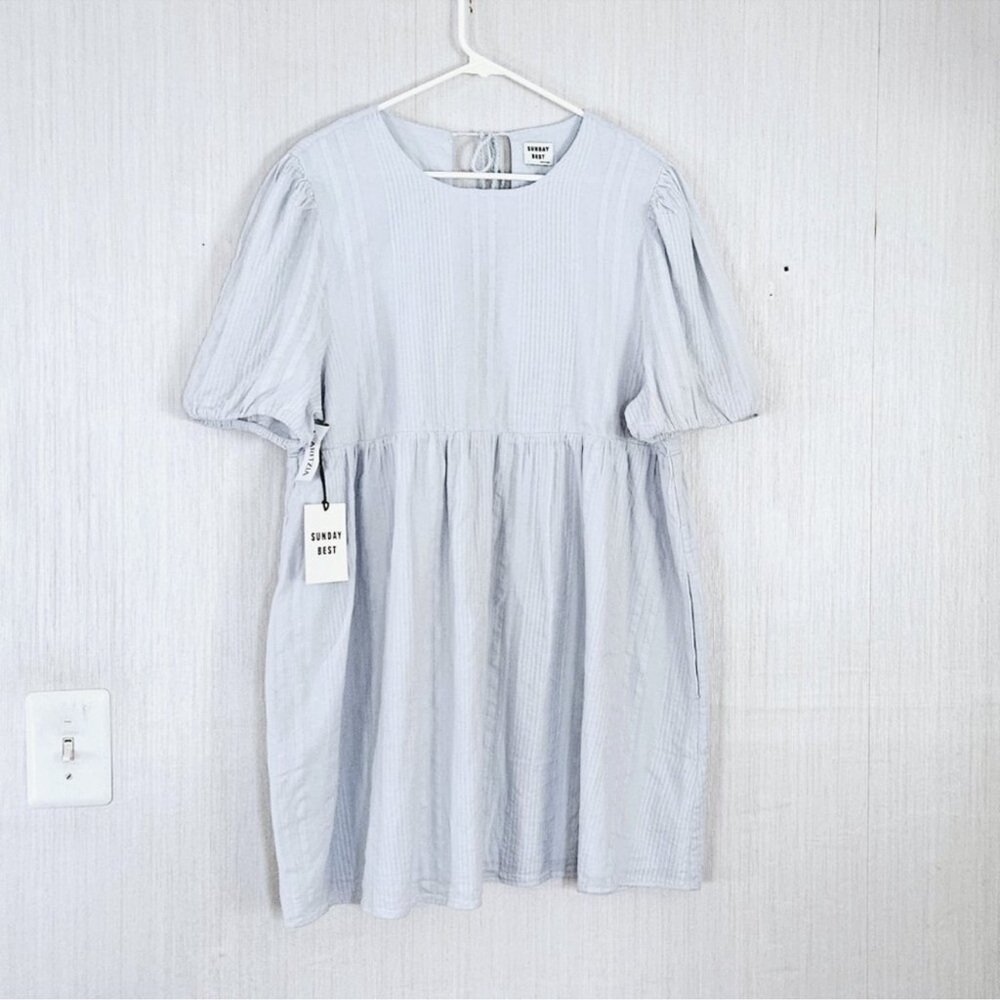 Aritzia Sunday Best dress size large, light blue.